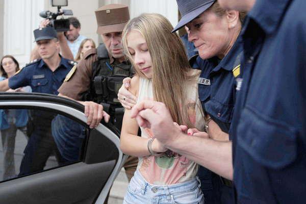 Para el fiscal Nahir Galarza caminoacute 20 cuadras despueacutes de matar a sangre friacutea al ex novio