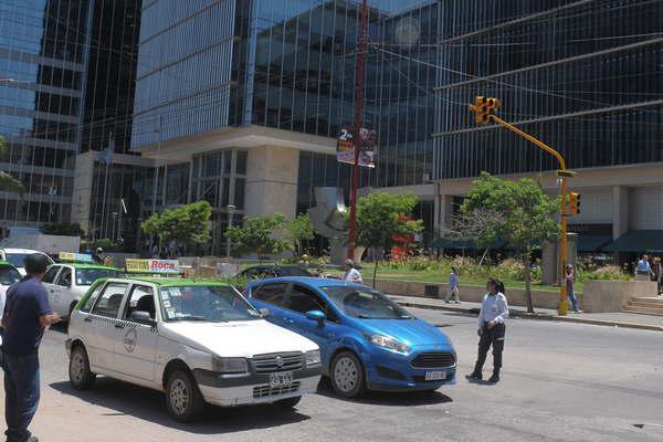 El Gol fue el maacutes vendido de 2017 y dos camionetas finalizaron en el top 10