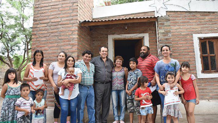 Maacutes familias de Capital acceden a las viviendas sociales