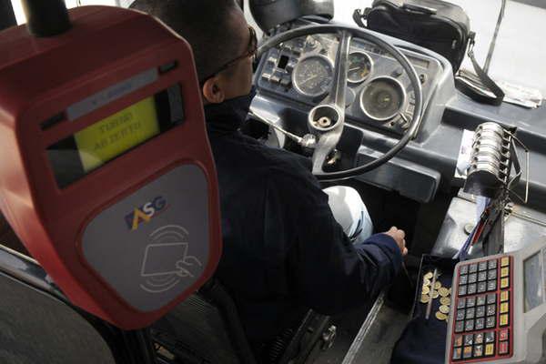 El boleto del transporte interurbano tambieacuten subiraacute a  1035