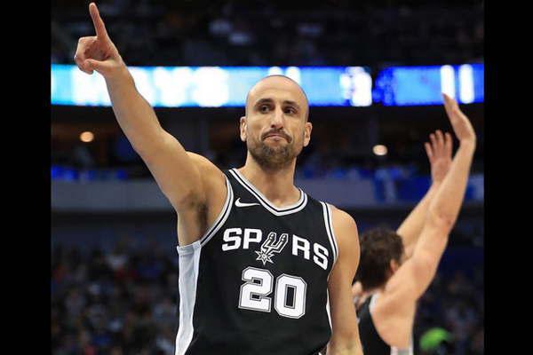 Manu Ginoacutebili y otra actuacioacuten histoacuterica