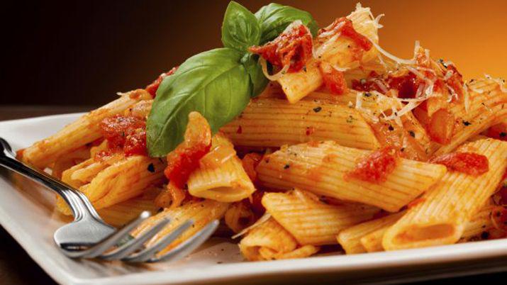 Estas comidas se deben evitar antes de ir a dormir