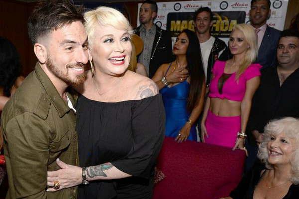 Carmen estaacute feliz de compartir una obra con su hijo