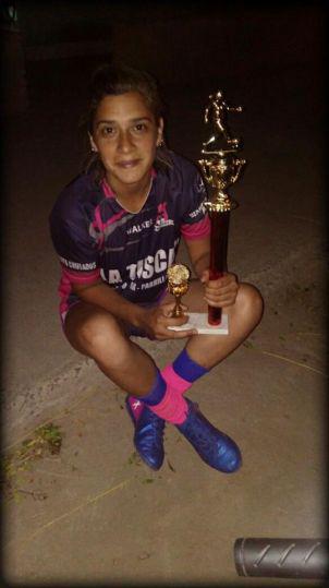 La santiaguentildea que estaacute siendo probada por la Primera Divisioacuten de Fuacutetbol Femenino