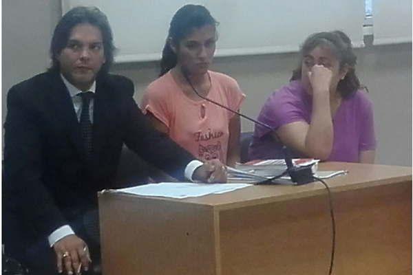 Desde caacutercel jujentildea estafan a santiaguentildea con falso premio de un BMW 0 kiloacutemetro