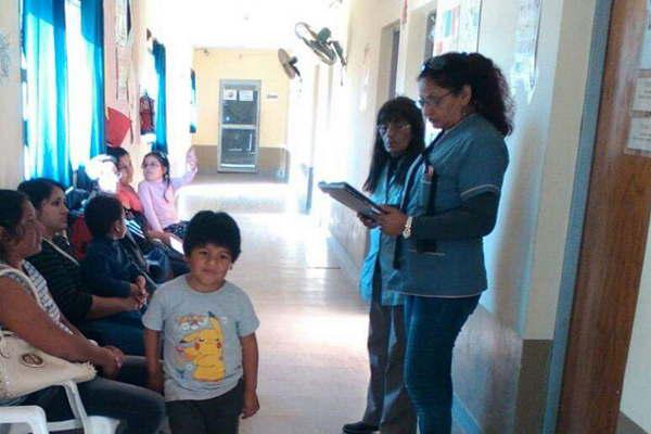 Brindan charlas  para prevenir la  picadura de insectos