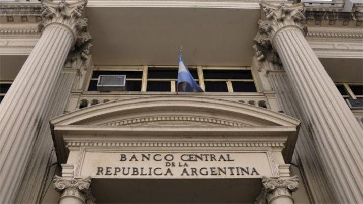 El BCRA recortoacute 075-en-porciento- la tasa de intereacutes nominal anual