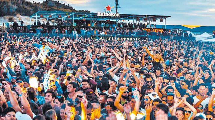 La alta moda y la muacutesica internacional coronaron las noches del fin de semana