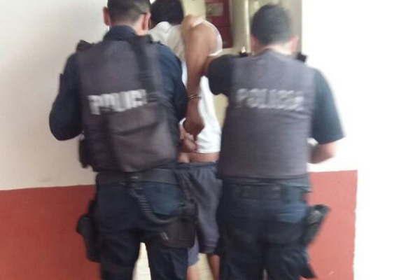 Ingresoacute a una casa roboacute 15 mil pesos y fue aprehendido a las pocas horas por la policiacutea 