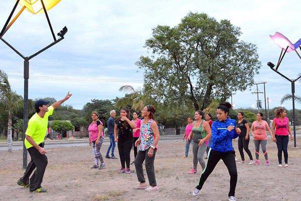 Las Plazas Saludables comienzan a cambiar el ritmo de los bandentildeos