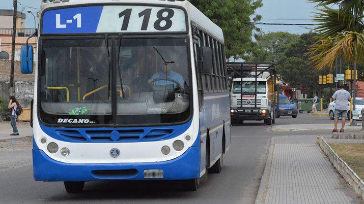 El boleto de colectivo se mantiene a 795 en La Banda