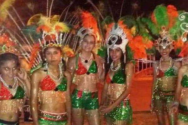 Las comparsas se alistan para la fiesta de carnaval en Pampa de los Guanacos