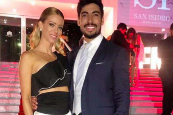 La rubia borroacute todas las fotos juntos que habiacutean publicado  