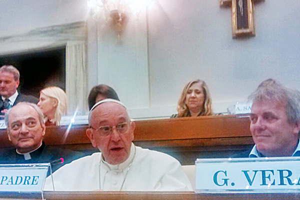 La Iglesia sentildealoacute- Nadie puede hablar en nombre del Papa