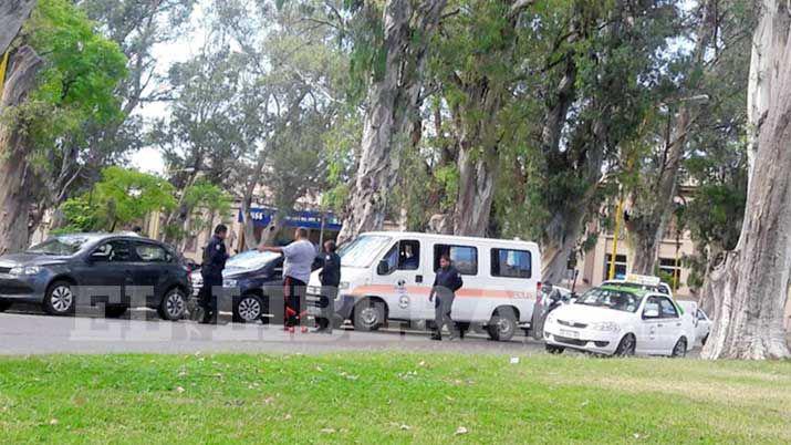 Confuso choque en parque Aguirre provocoacute solo dantildeos materiales