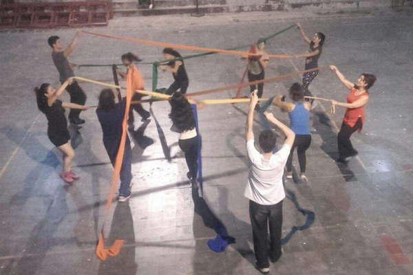 Se prepara la delegacioacuten santiaguentildea que estaraacute en el Festival de Cosquiacuten