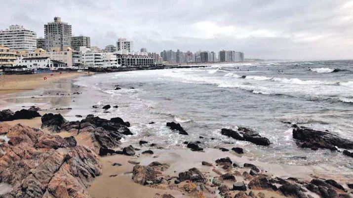 La primera quincena se despidioacute en Punta del Este con lluvia y viento