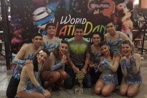 Incorporan nuevos alumnos para sus clases de baile