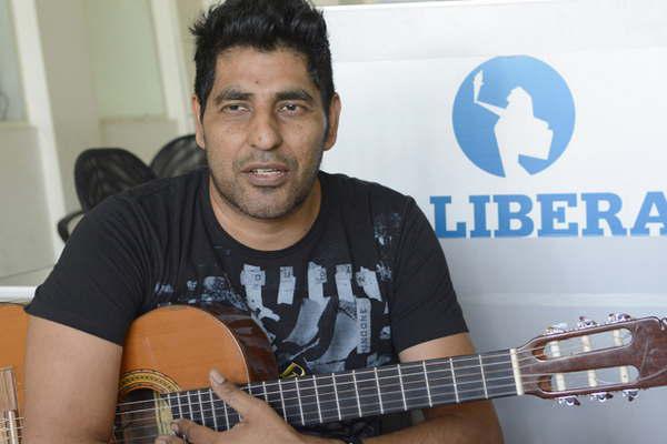 Demi Carabajal le aportaraacute su vitalidad a la tercera noche salamanquera con su disco El Pentildeero