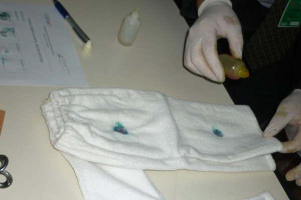 Lo descubren cuando tiraba cocaiacutena desde el automoacutevil