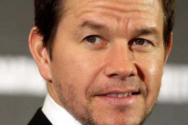 Apoyaraacute con un milloacuten y medio de doacutelares la lucha de las mujeres