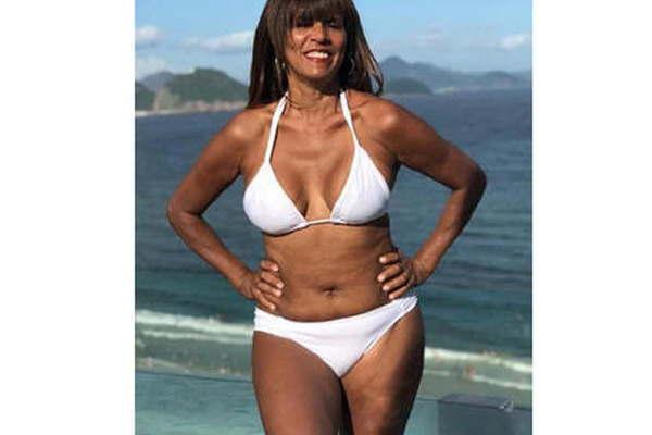 Anamaacute Ferreira alienta a mostrarse al natural