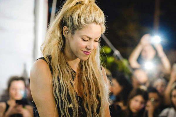 Shakira teme no volver a cantar  