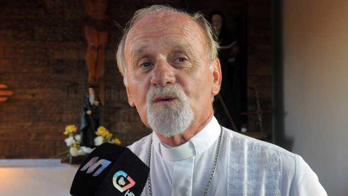 Monsentildeor Bokalic- Francisco ve problemas muy serios en el mundo