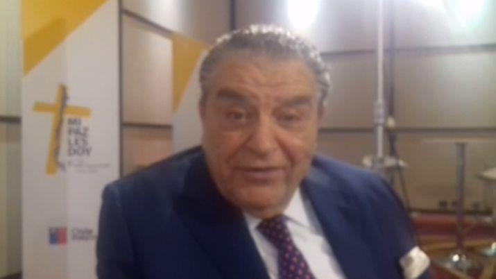 El presentador Don Francisco saludoacute a los seguidores de EL LIBERAL