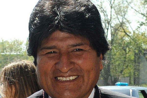 Bolivia sigue expectante la visita del Santo Padre al vecino Chile