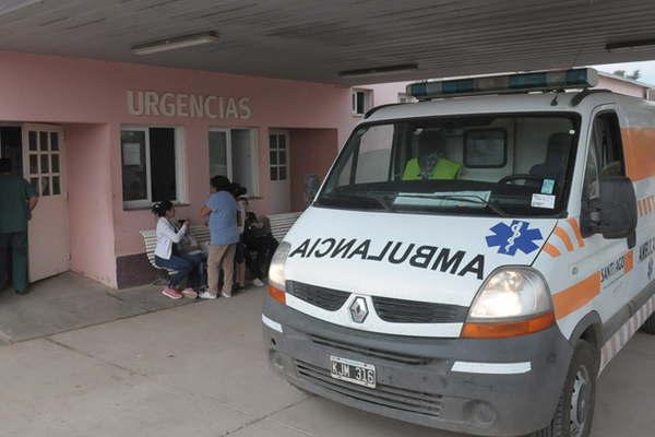 Dos adolescentes pasaron del boliche al hospital de Antildeatuya en coma alcohoacutelico