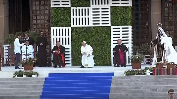 El papa Francisco animoacute a los joacutevenes a cambiar la sociedad