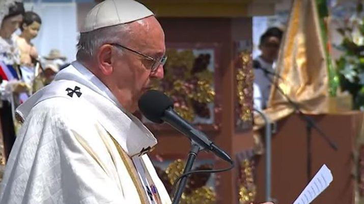 VIDEO  Papa Francisco sobre el obispo Barros y los abusos- Todo es calumnia