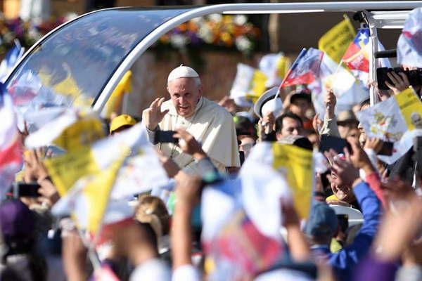 El papa Francisco defendioacute al obispo Juan Barros y dijo que todas las acusaciones son calumnias