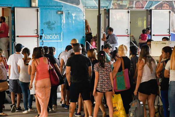 Dieron a conocer los estados de Brasil con indicacioacuten de vacunarse contra la fiebre amarilla