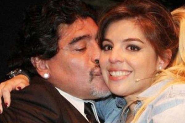 Dalma Maradona quiere convencer a su padre para que asista a su casamiento  