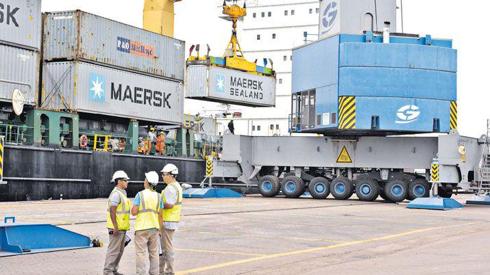 En 2017 ingresoacute una cantidad reacutecord de camiones a las terminales granarias de los puertos del Paranaacute