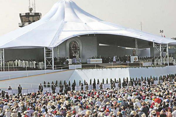 Papa Francisco- La poliacutetica en muchos paiacuteses de Latinoameacuterica estaacute enferma de corrupcioacuten