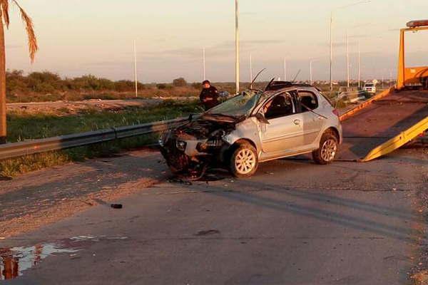 Muere un reconocido relator deportivo tras el vuelco de su automoacutevil en Soliacutes y Circunvalacioacuten