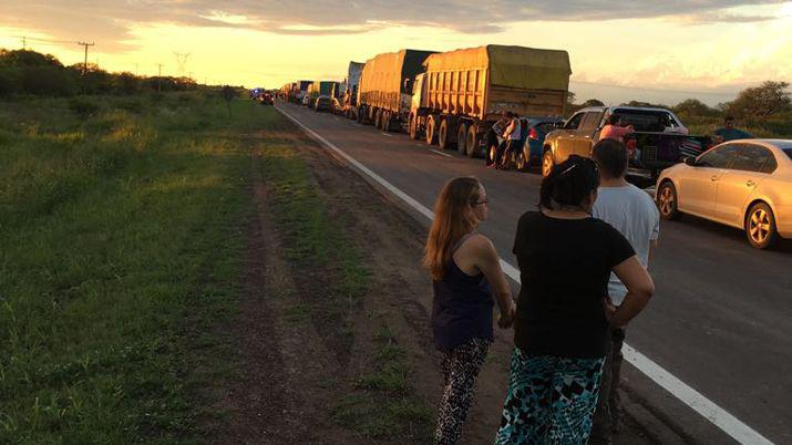 Santiaguentildeos vivieron una odisea tras accidente en Chaco