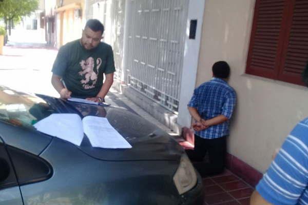 Lo detienen cuando ofreciacutea a mujer trabajo como prostituta vip