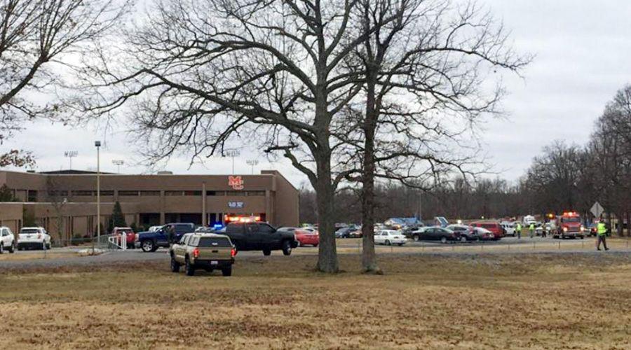 Al menos un muerto en un tiroteo en una escuela de Estados Unidos