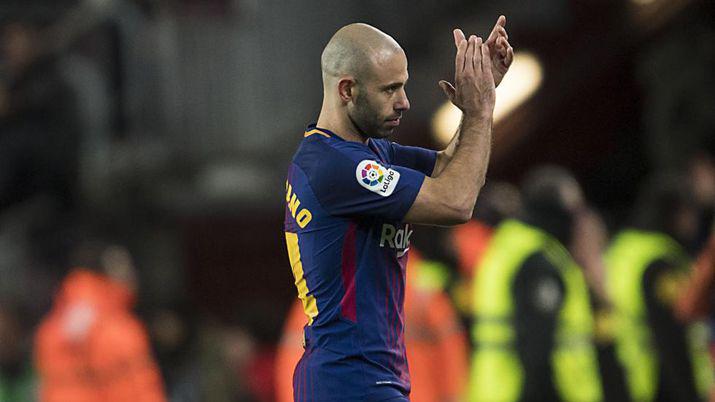 Barcelona hizo oficial la despedida a Mascherano