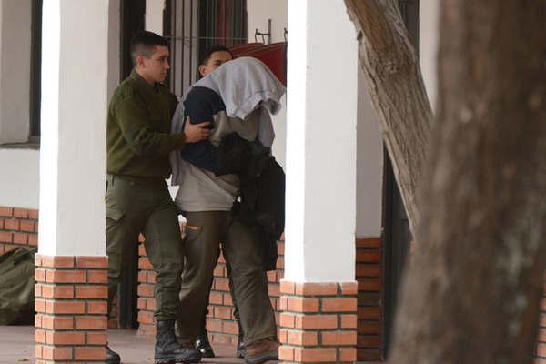 Una pareja boliviana transportaba 2 kilos de cocaiacutena en el estoacutemago 