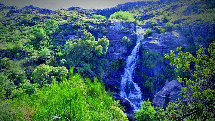 Cascadas en Altas Cumbres un paseo cada vez maacutes elegido en Carlos Paz