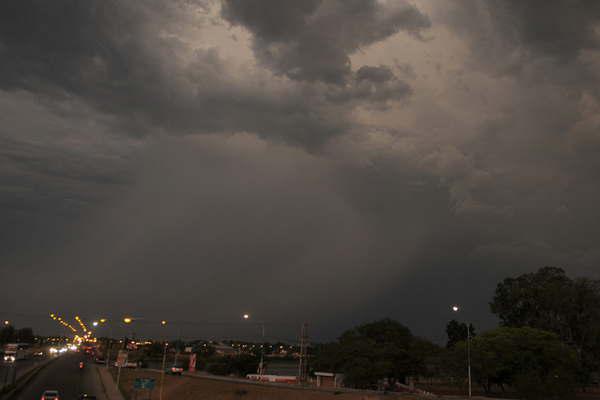 Alerta por tormentas fuertes o severas en Santiago del Estero