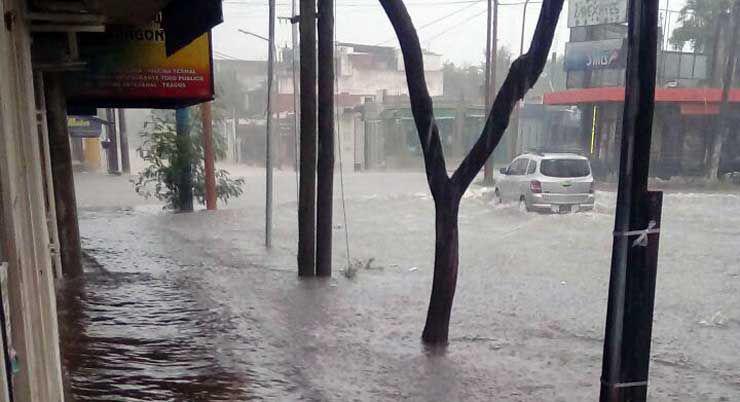 La lluvia generoacute algunos inconvenientes en Las Termas