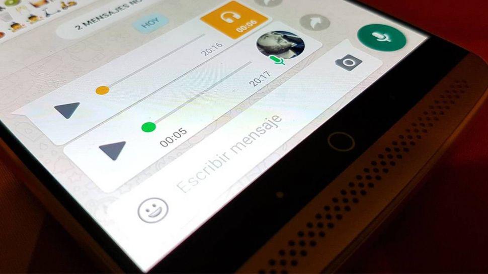 Te contamos como podraacutes convertir audios de WhatsApp en mensajes de texto