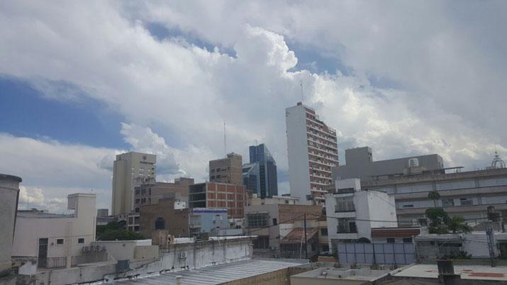 Nuevamente Santiago bajo alerta por fuertes tormentas