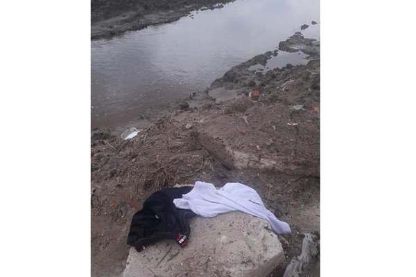 Un nintildeo fallecioacute ahogado al caer en el arroyo Chujchala